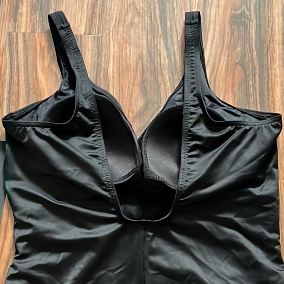 Miraclesuit Must Have Oceanus One Piece - Picture 8 of 15